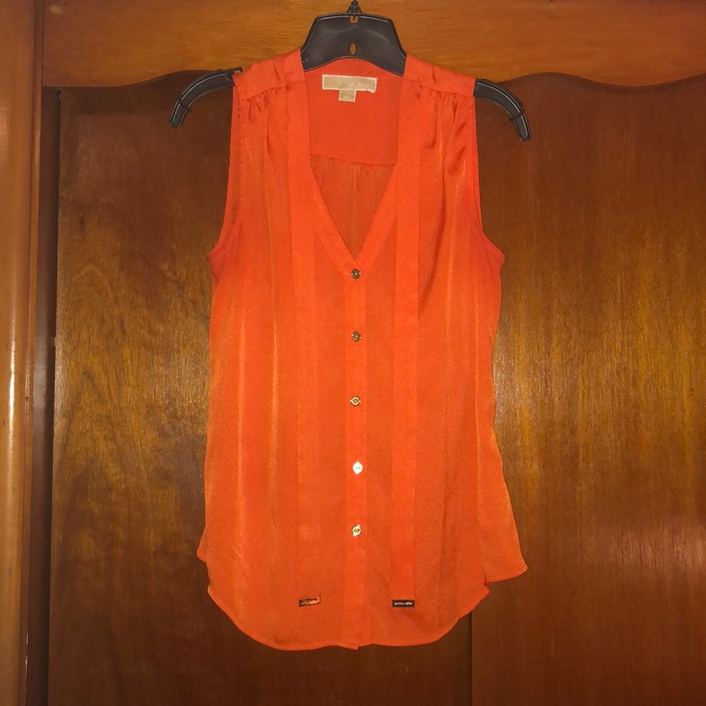 Tie front, sleeveless top